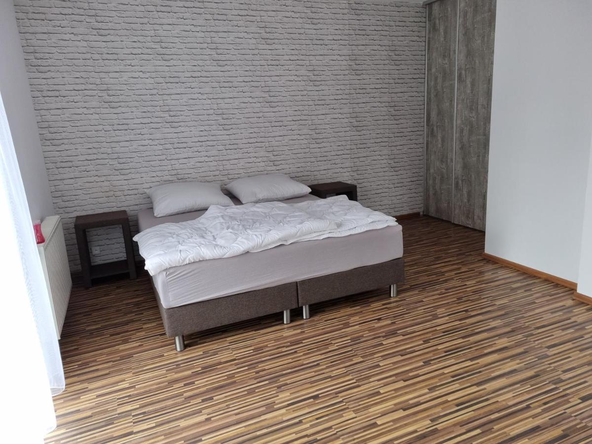 Bed and Breakfast Optima Мельно Экстерьер фото