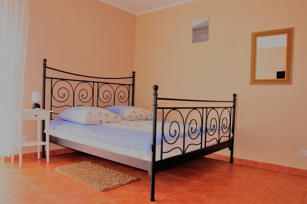 Bed and Breakfast Optima Мельно Экстерьер фото